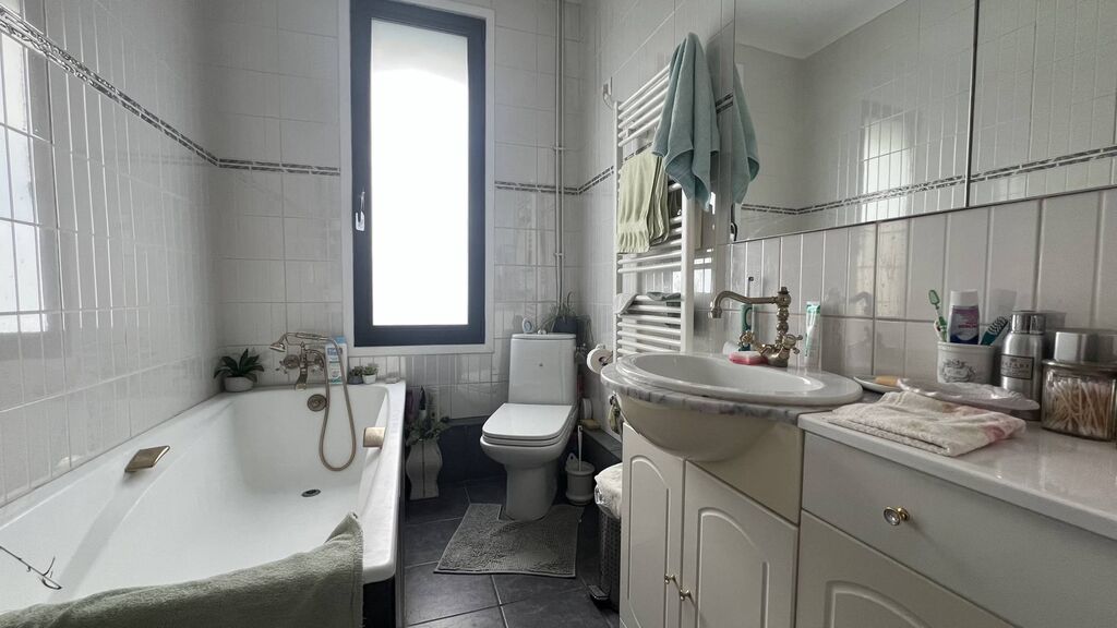 ÉLEGANTE DEMEURE BOURGEOISE EN COEUR DE VILLE DE EU