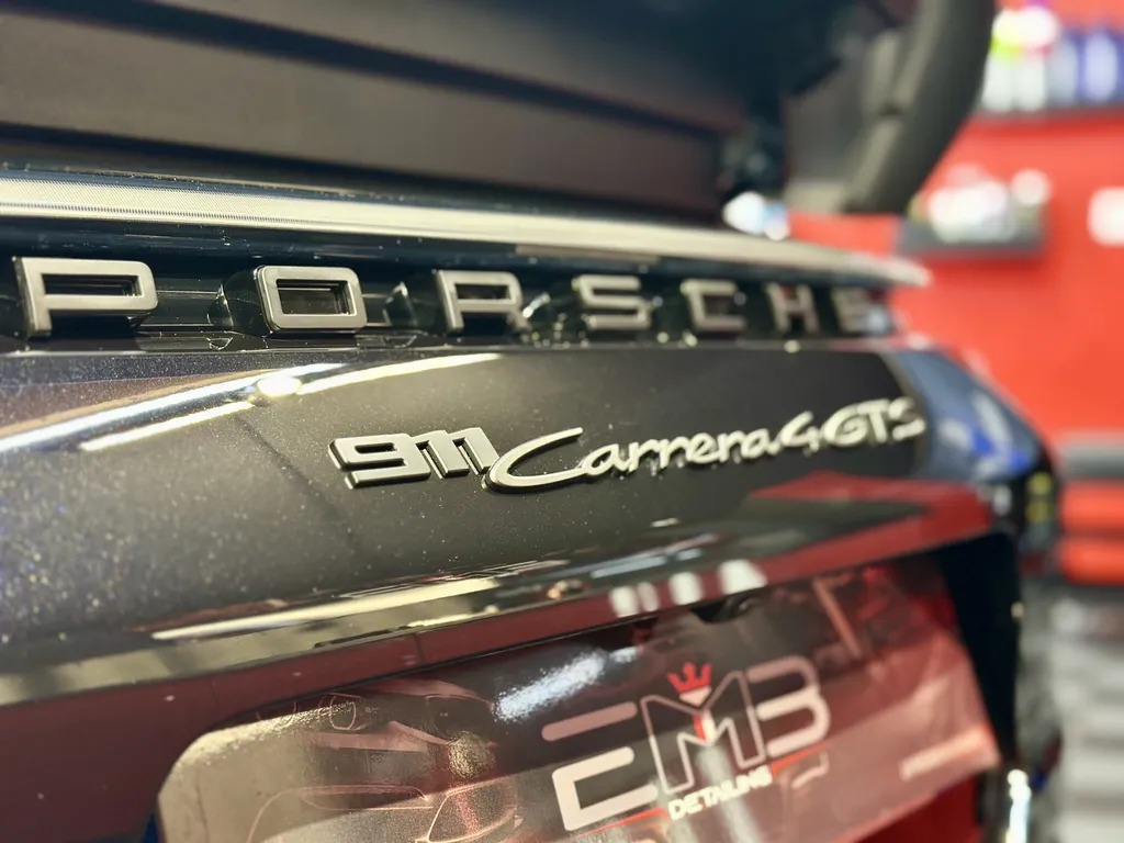 protection carrosserie polissage traitement céramique DETAILING Vaugneray socialiste Porsche 992 GTS Cabriolet