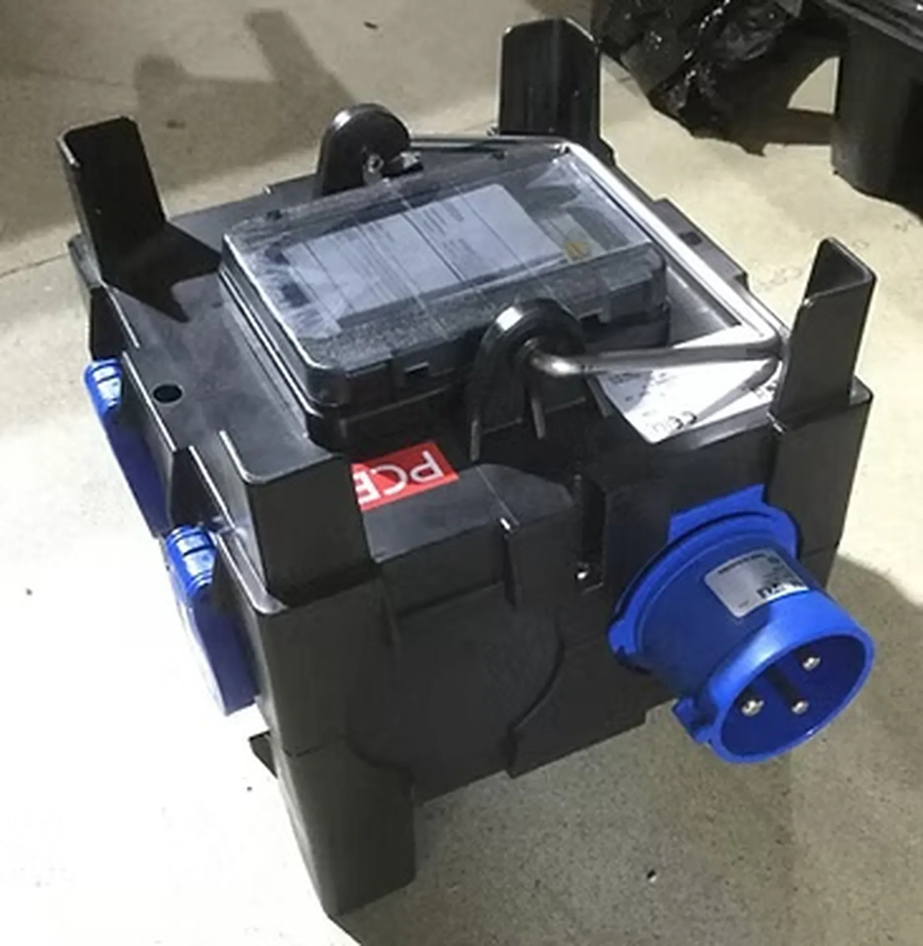 DISTRIBUTEUR 32 MONO VERS 4X16 MONO