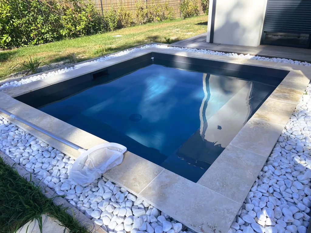 Construction d'une mini piscine maçonnée au chlore proche Bordeaux 