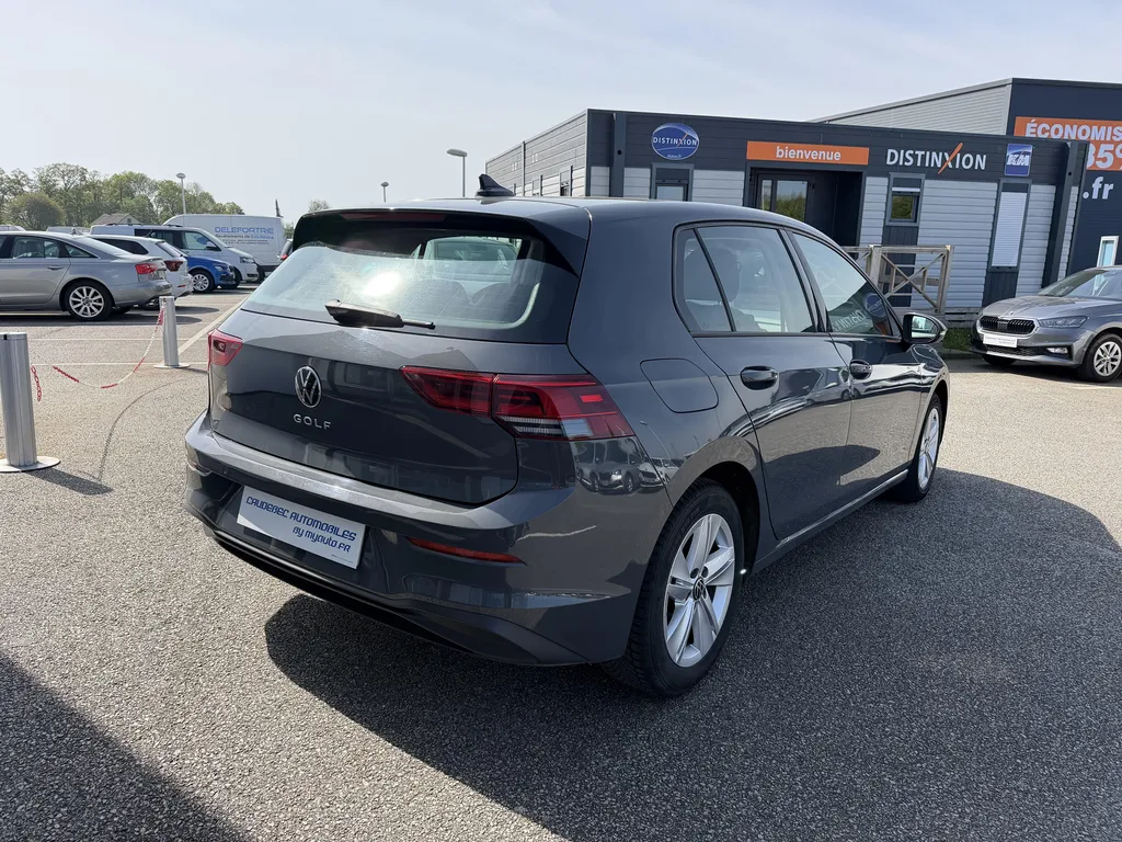 Volkswagen Golf 8 d'occasion aux environs d'Yvetot : Berline TDI 150 DSG7 disponible chez votre concessionnaire en Normandie