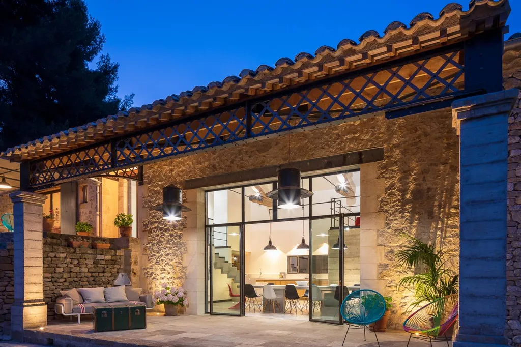 Conception d'une maison d'architecte individuelle sur un grand terrain 13300 Salon de Provence