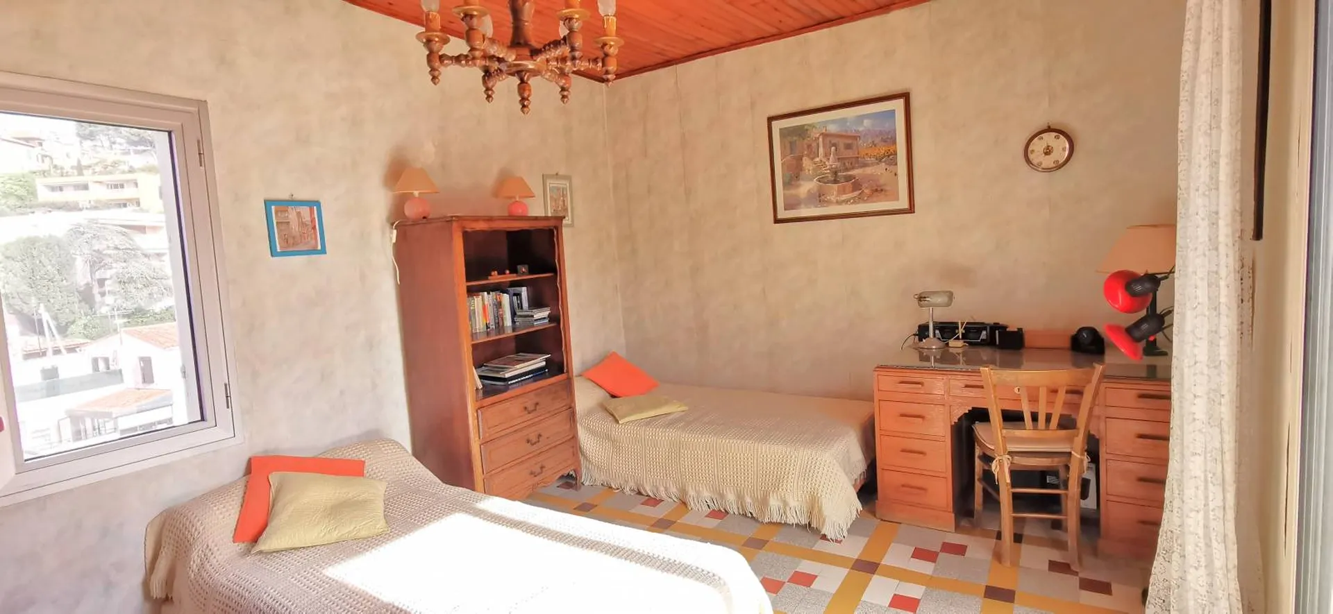 Cassis maison avec garage à l'achat