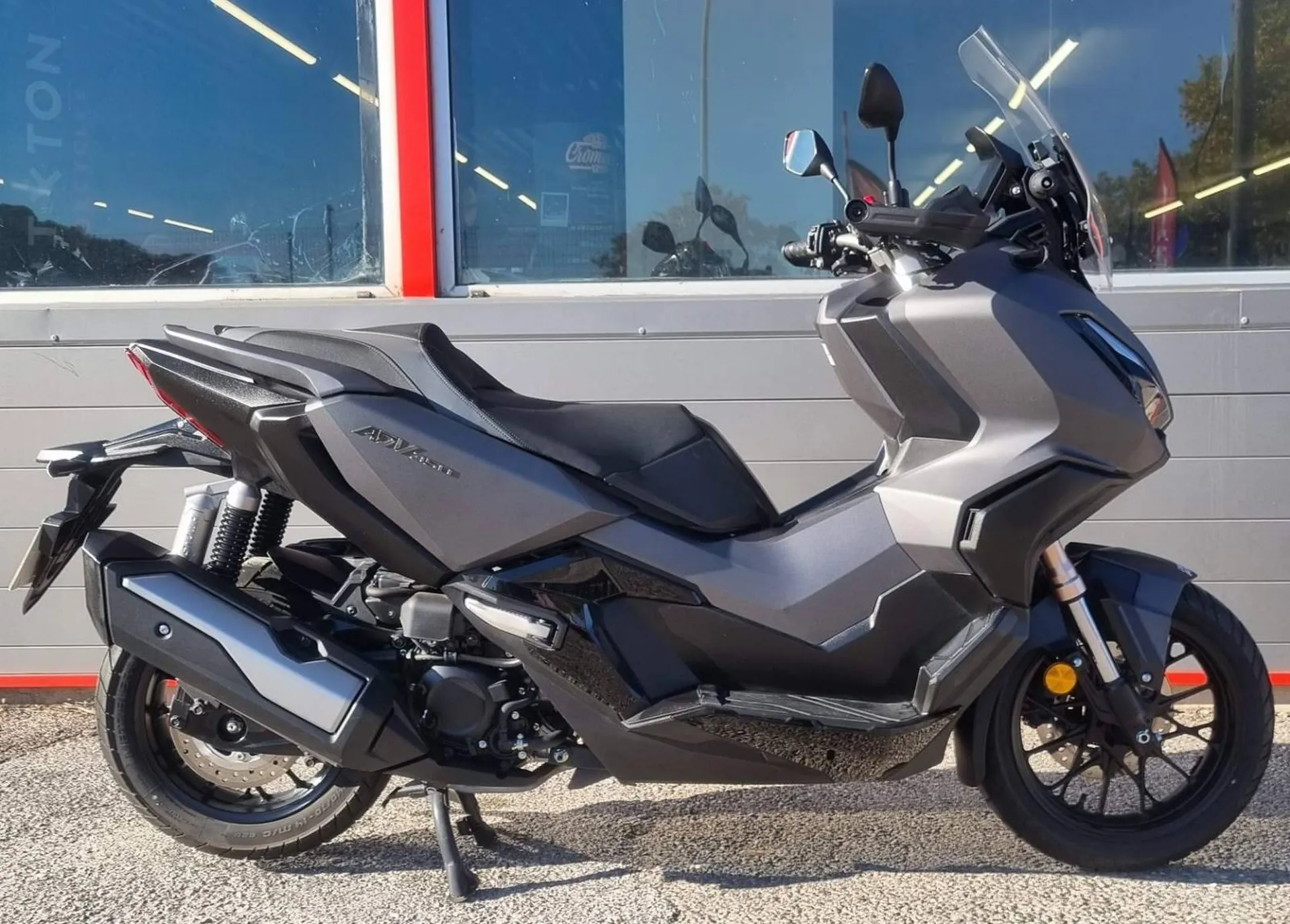 SCOOTER OCCASION HONDA ADV 350 LA SEYNE SUR MER