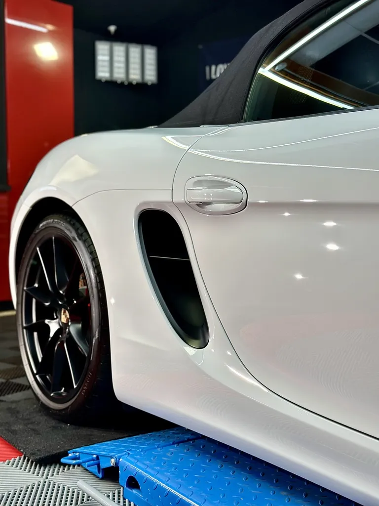 protection carrosserie DETAILING film de protection PPF Lyon Porsche Boxster