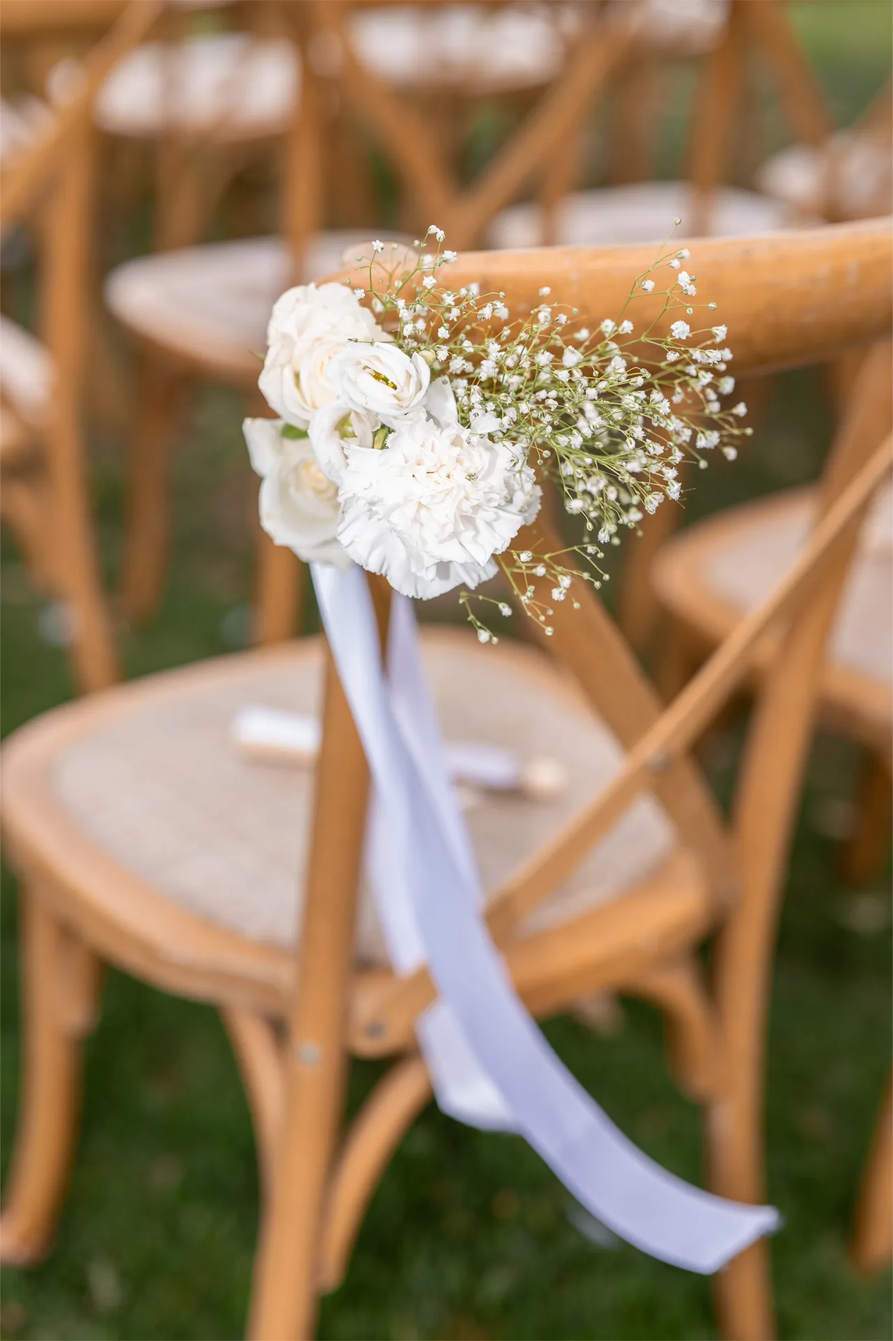 Château mariage chic en Provence Ménerbes 84560 Vaucluse : décoration florale et coordination mariage