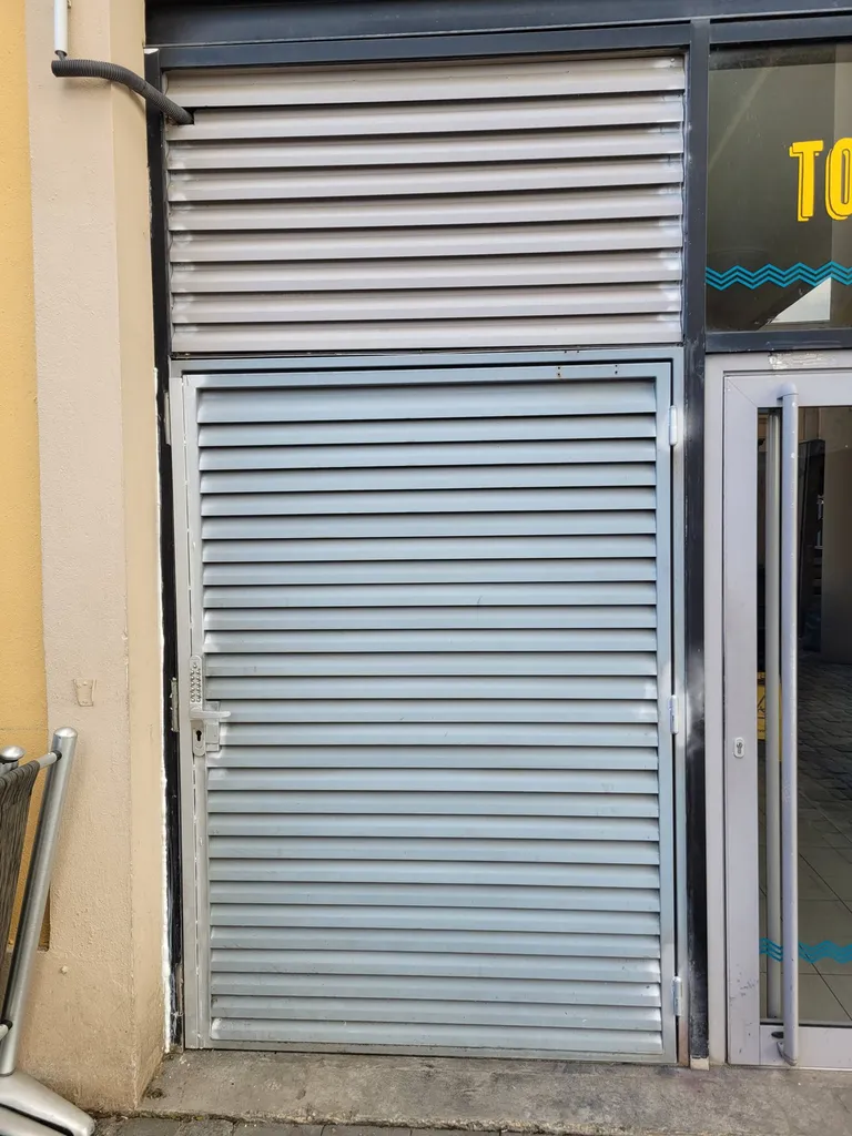 Remise en service de la porte au quai des marques