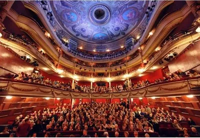 SALLE DE SPECTACLES VAUCLUSE OPERA DU GRAND AVIGNON