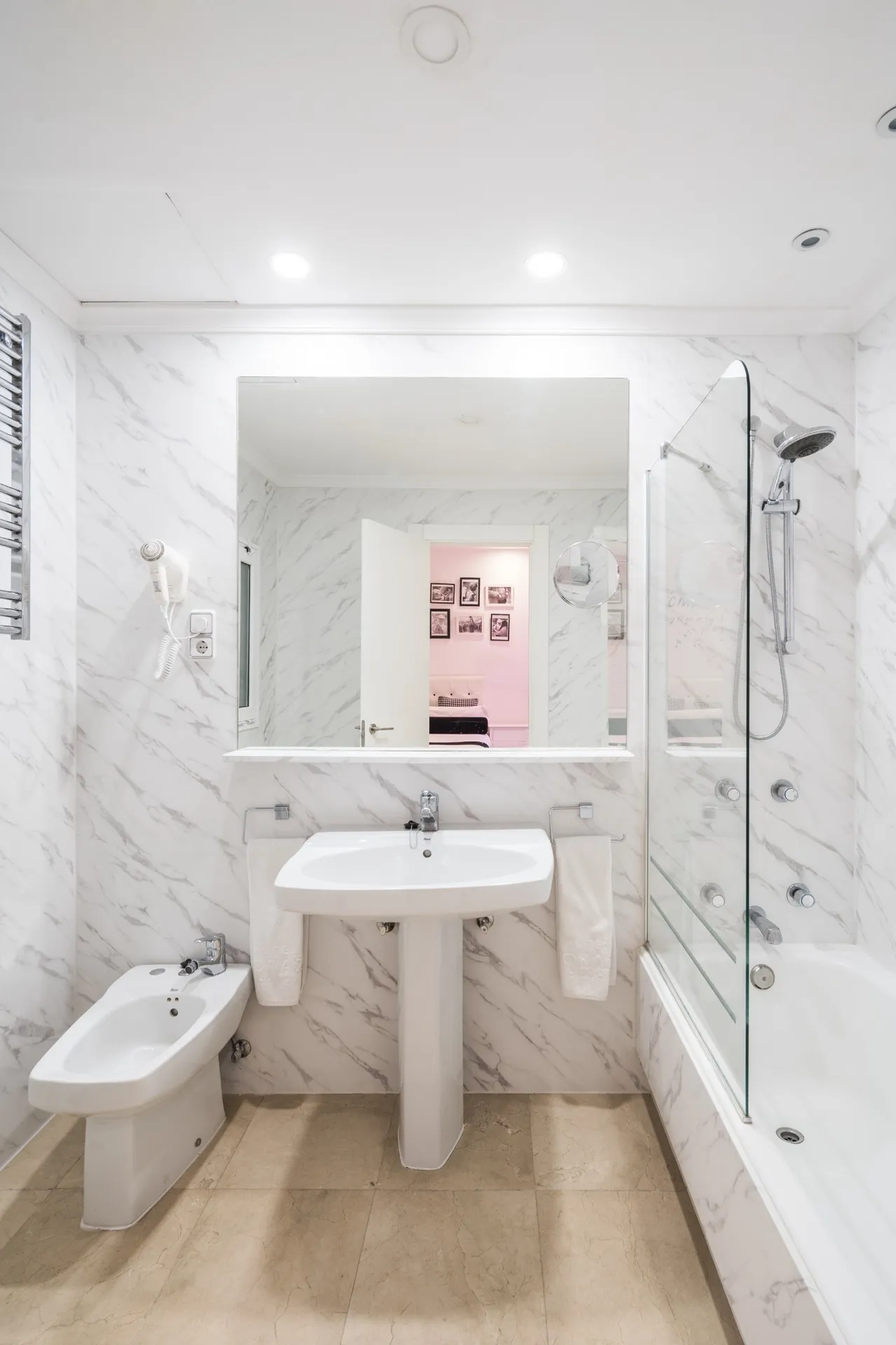 Après les travaux de relooking de la salle de bain en NE31
