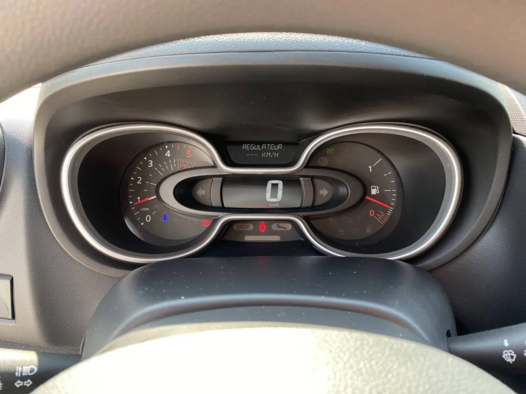 Renault Trafic Fourgon diesel d'occasion proche de Rouen