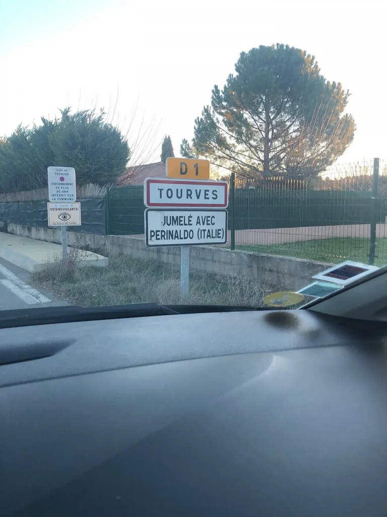 Transport taxi conventionné VSL de Tourves Var 83 vers hôpital de Marseille