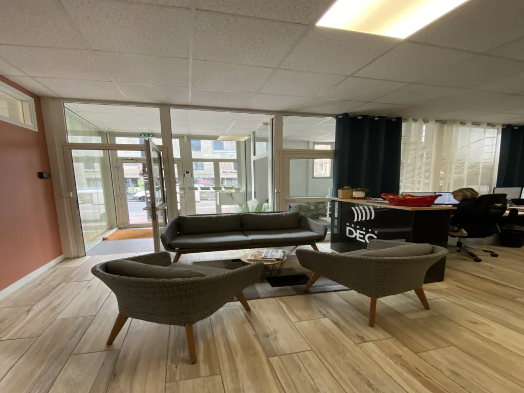 LE HAVRE - A VENDRE immeuble indépendant mixte de bureaux et d'habitation 475m2 en angle de rues sur axe passant.