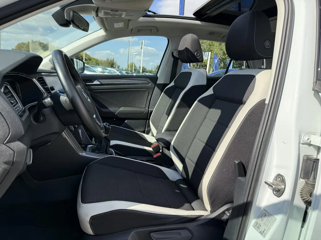 Volkswagen T-Roc occasion diesel 150ch à Rouen : SUV fiable, équipé et garanti en Normandie