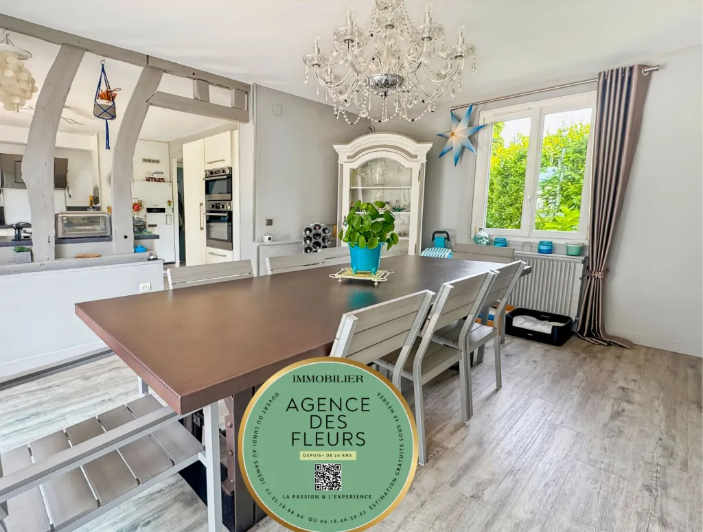 A saisir chaumière de 170 m² édifiée sur un terrain de 1963 m² sur la commune de BOSROUMOIS 27670