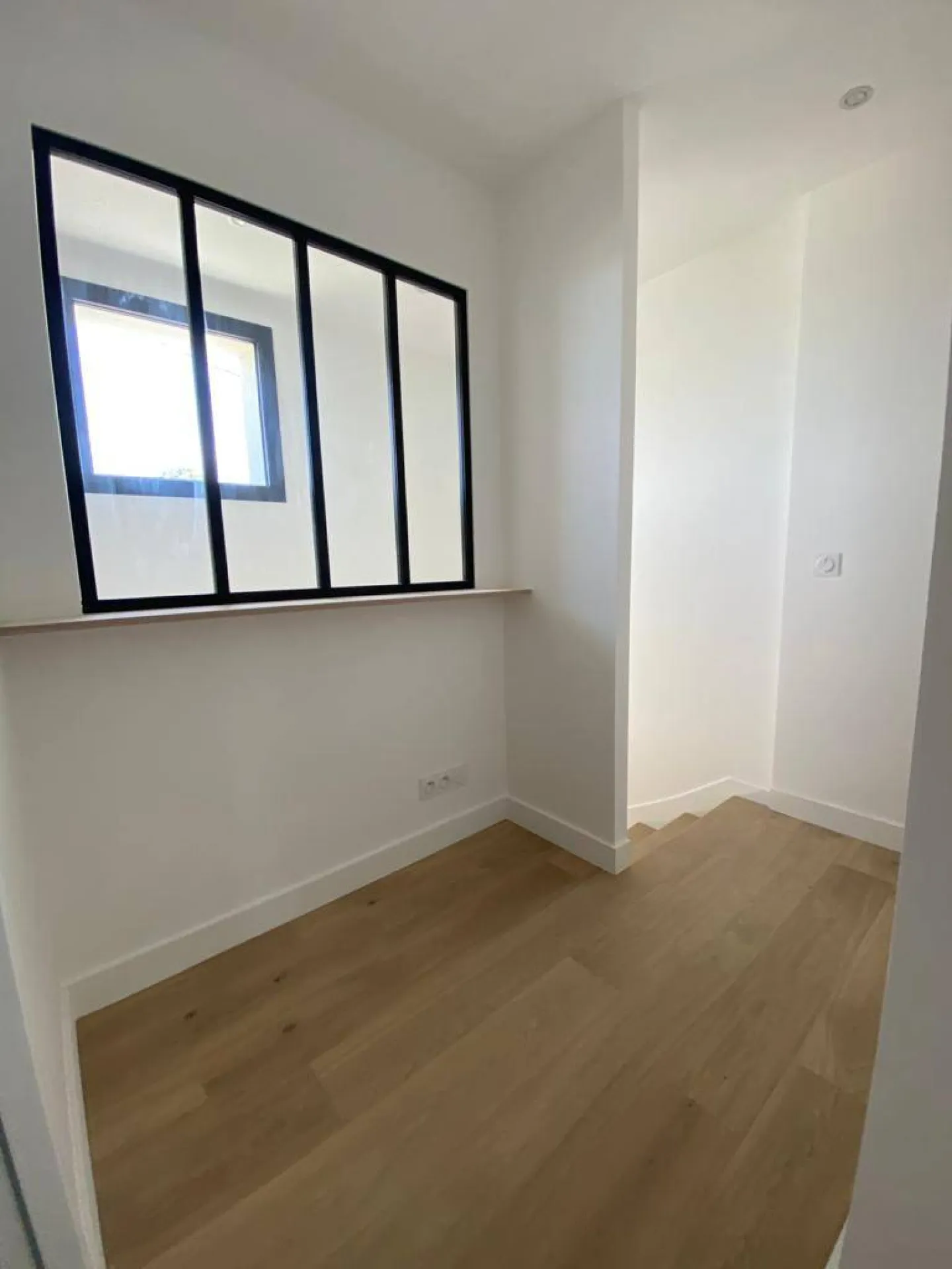 A vendre jolie maison rénovée Mérignac Limite Bordeaux Caudéran avec garage