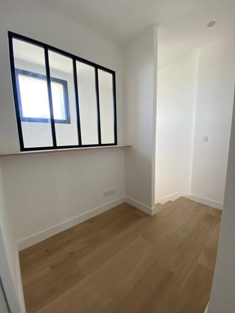 A vendre jolie maison rénovée Mérignac Limite Bordeaux Caudéran avec garage