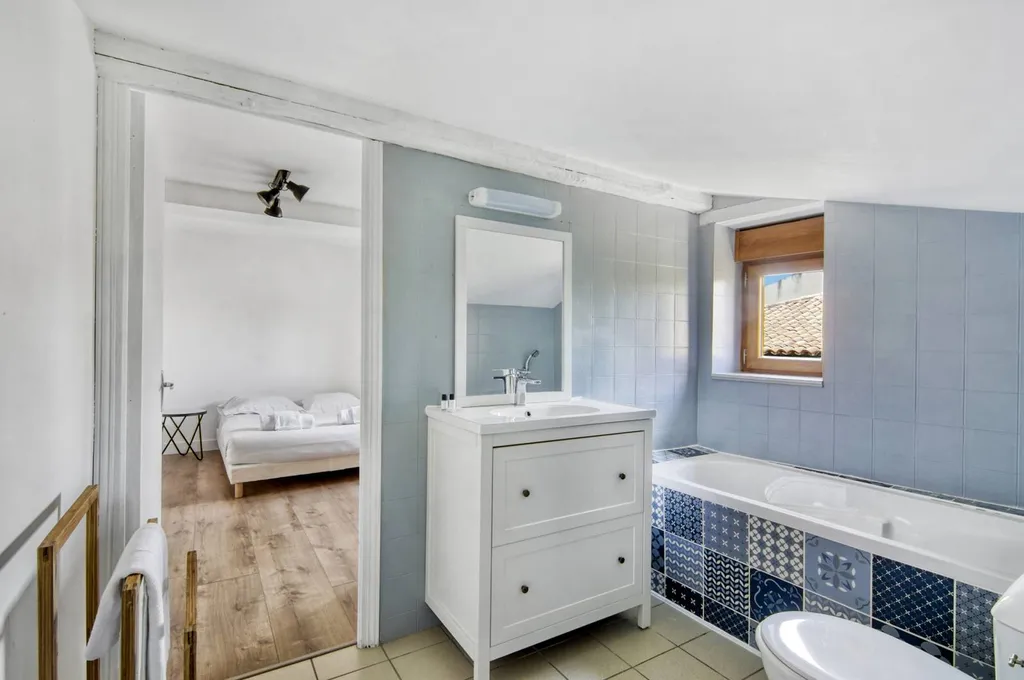 Superbe T2 meublé de 35m² proche Place Dupuy  