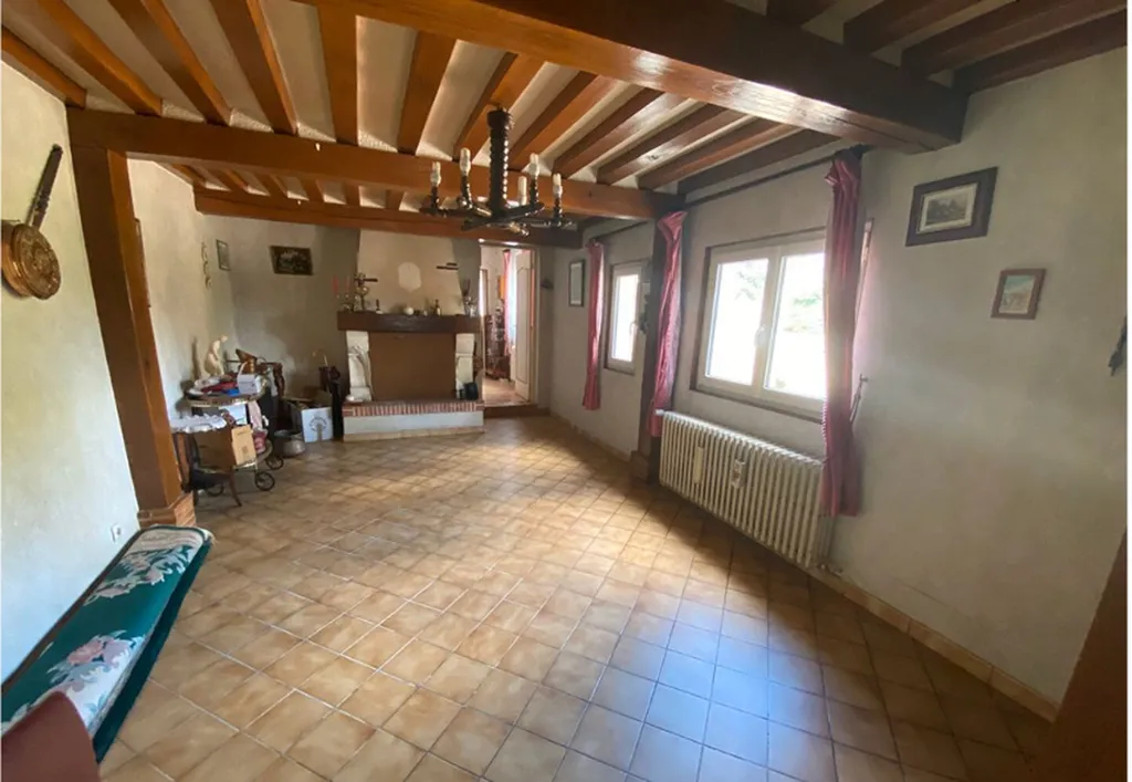 À vendre, maison ancienne et charmante de 86 m² sur un terrain de 1500 m² situé sur la commune de Fouqueville 27370