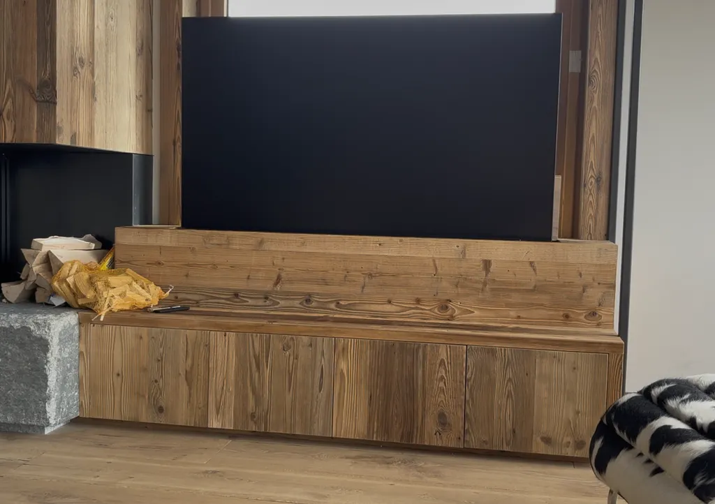 Élévateur Motorisé VENSET TS1000C Pour Télévision Avec charnières et Course Réglable 100 cm à Sallanches, Megeve, Chamonix et Saint Gervais