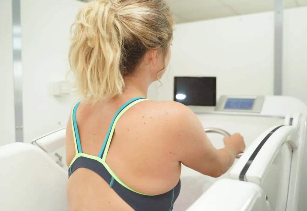 Découvrez le pédalage aquatique en cabine privatisée