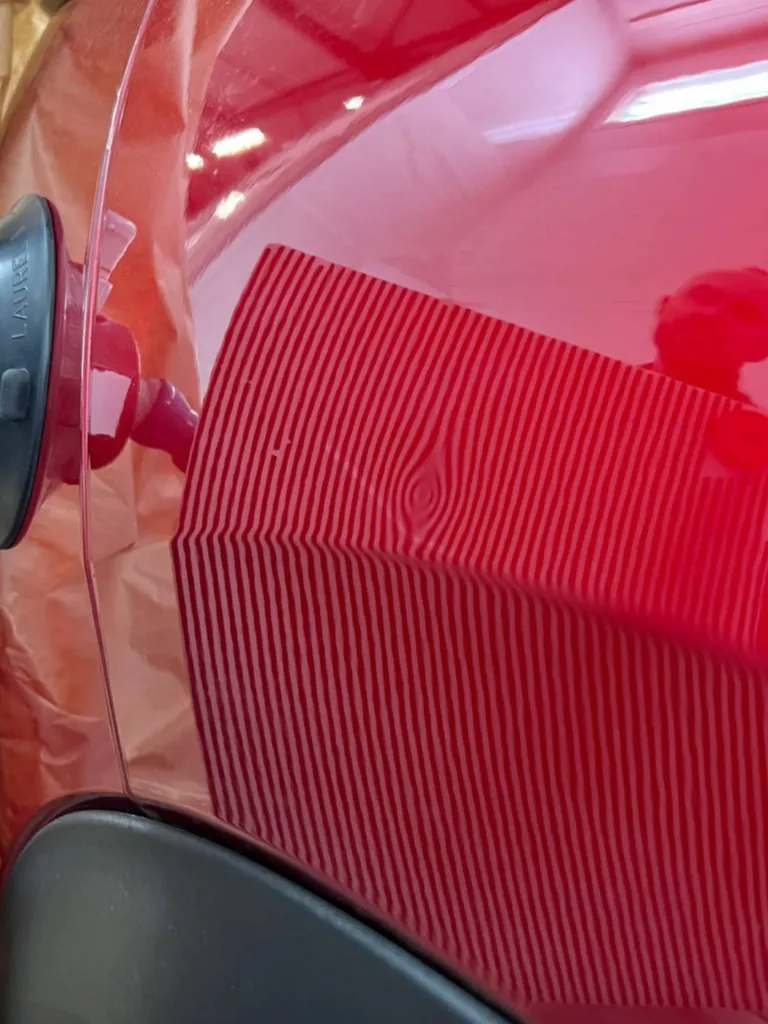 Débosselage sans peinture sur une voiture à Le Mans en Sarthe (72)