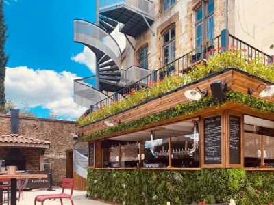 O Green Oak Bar restaurant jardin