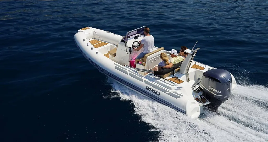 Semi-rigide Brig Eagle 6.7 Var