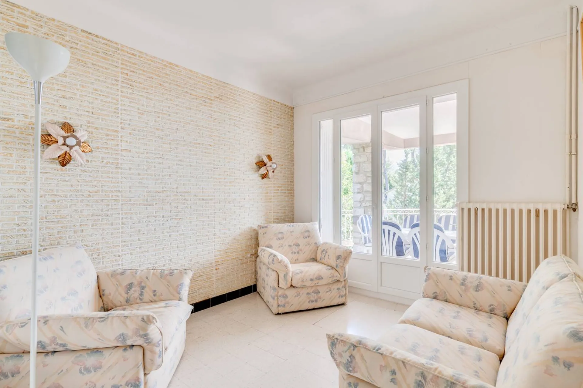 Vente appartement T3 Cassis  avec terrasse vue mer en dernier étage dans résidence fermée proche centre