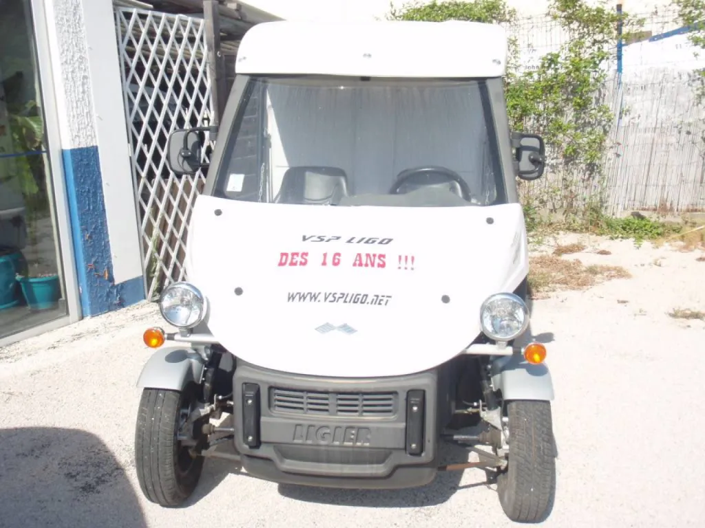 VENDU !!!  voiture sans permis d'occasion LIGIER Be Sun ELECTRIQUE de 2010 pres de TOULON dans le Var 83