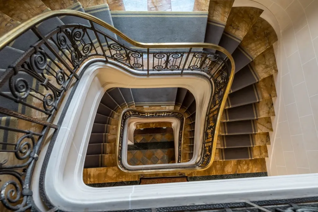 immobilier des châteaux et demeures de caractère en sarthe