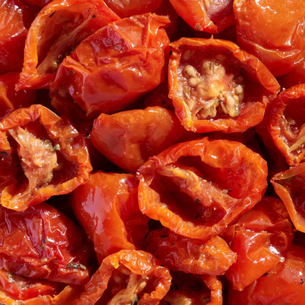 photographe pour l'industrie agroalimentaire close-up macro ingrédient tomates cerises mi-séchées