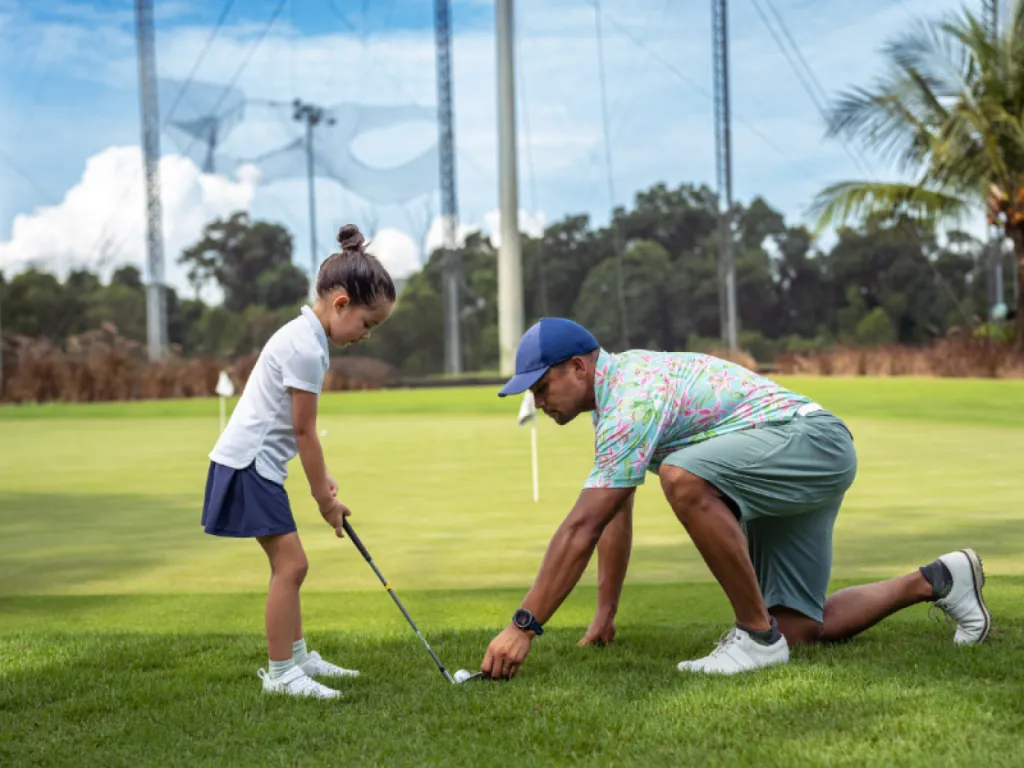 Réserver des cours de golf pour vos enfants avec un Pro PGA à Saint Cloud