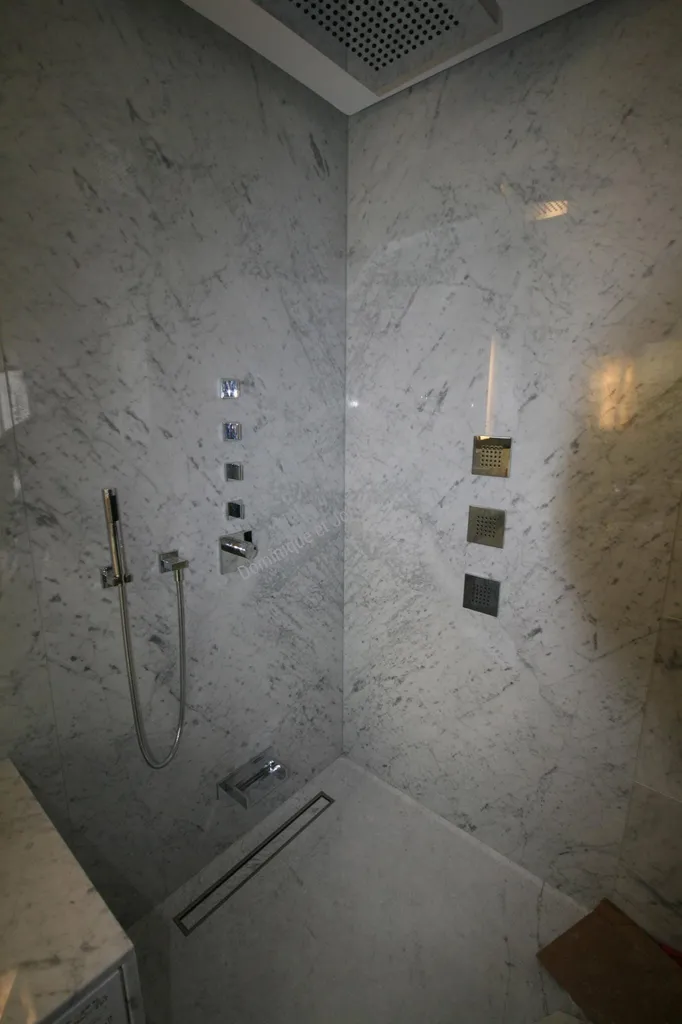 Parois de douche en portefeuille