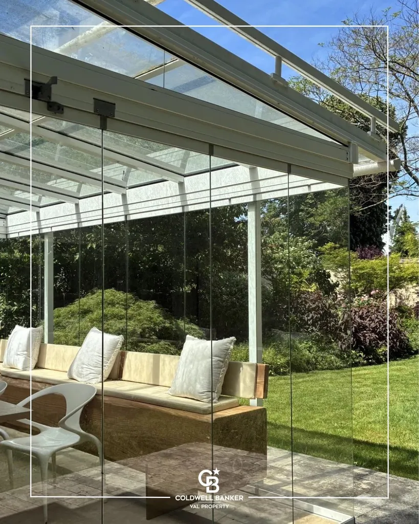 Pourquoi un jardin ou une cour privative sont des atouts majeurs pour vendre un bien en centre-ville du Mans