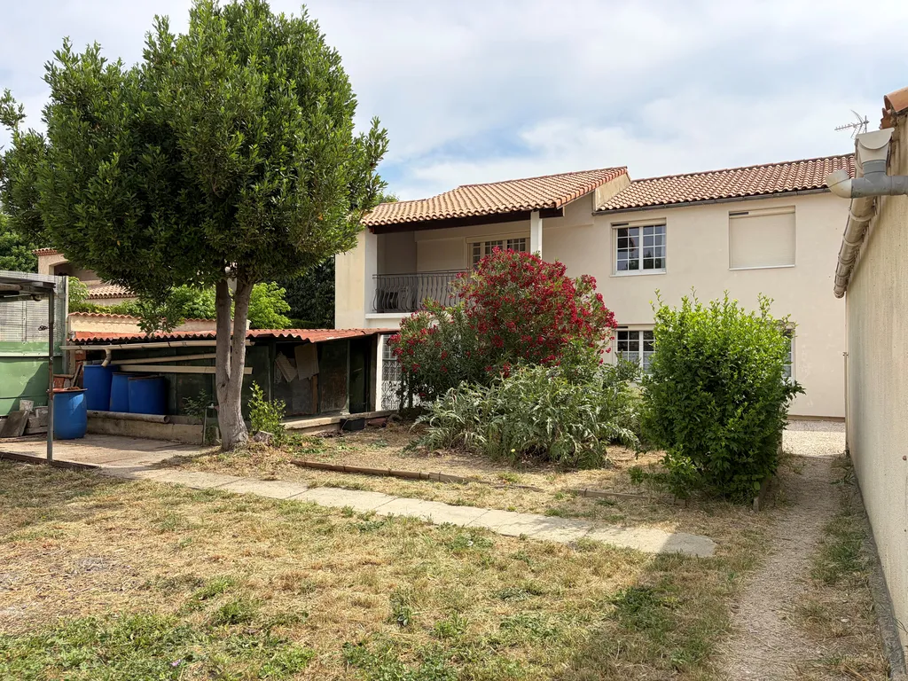Maison à VELAUX de 144m² avec jardin et garage proximité centre ville