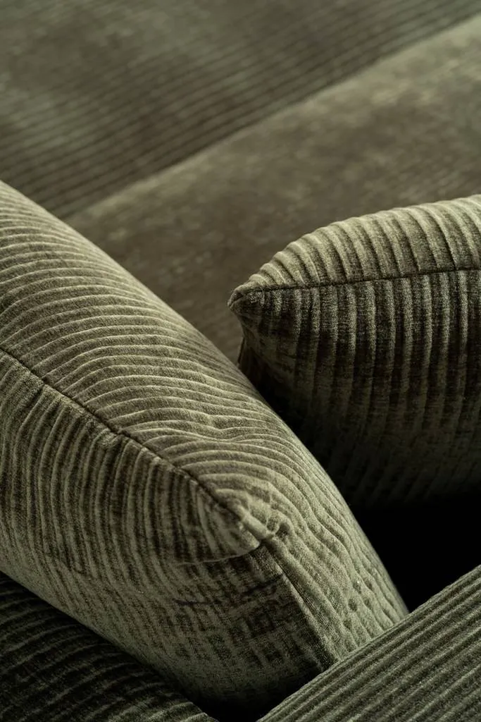 Canape en velours cotelet moderne et épuré saint tropez