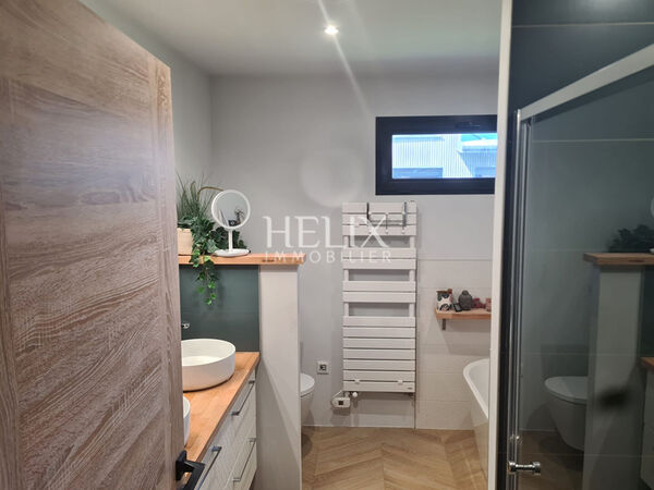 Croissy Sur seine une maison avec 5 Chambres et une belle piscine