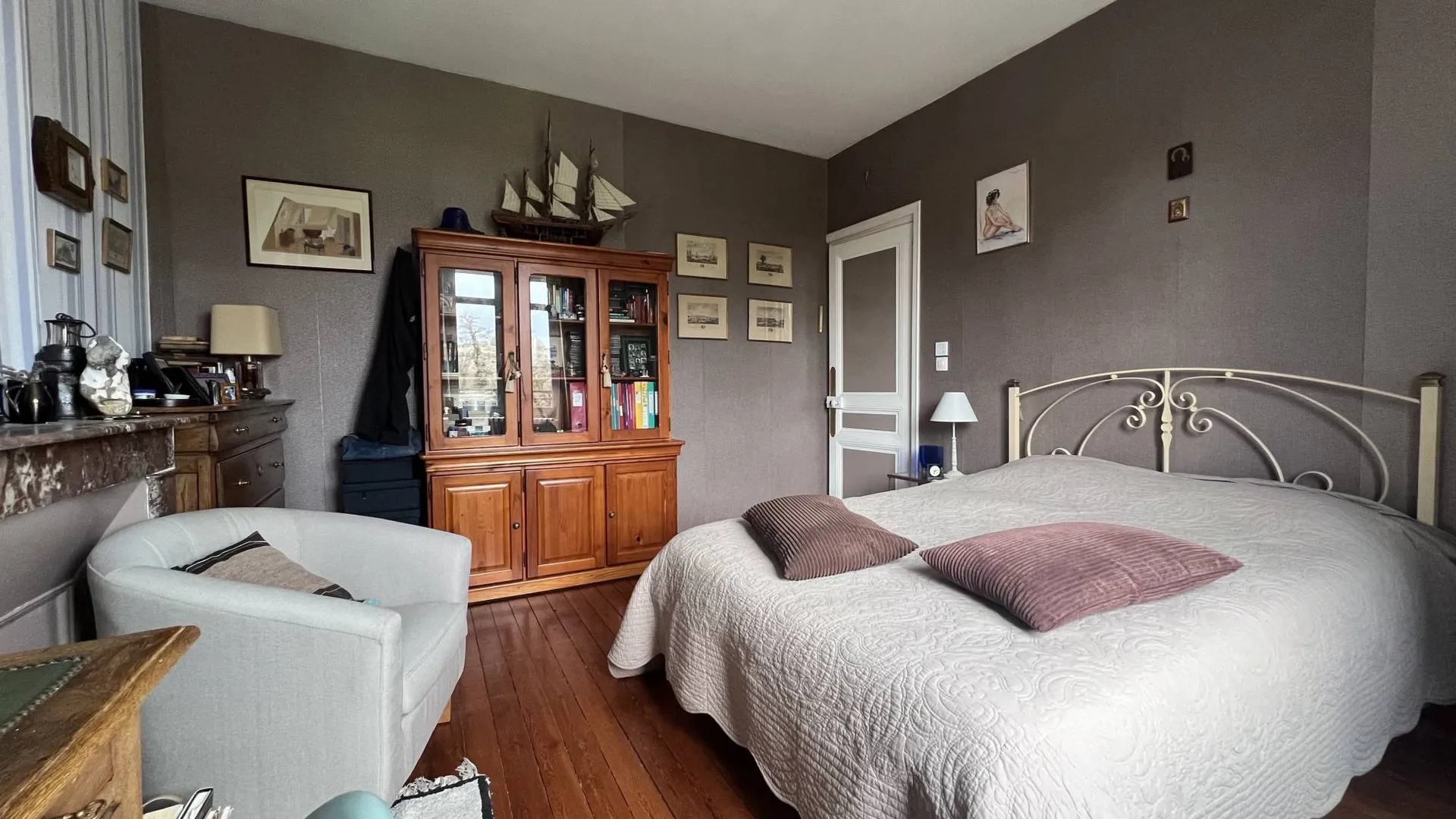 ÉLEGANTE DEMEURE BOURGEOISE EN COEUR DE VILLE DE EU