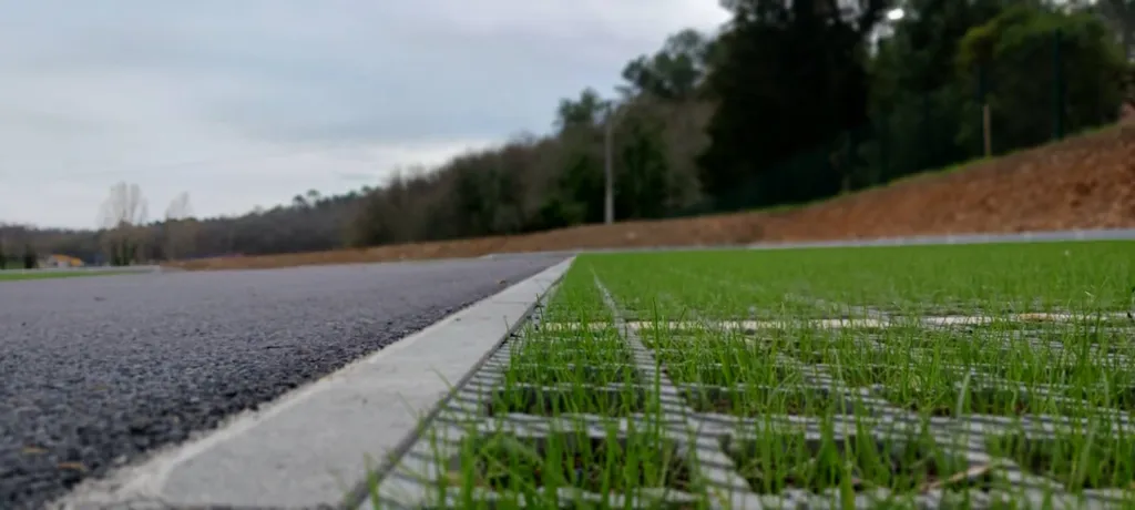 Dalles gazonnées parkings covoiturage perméables Dordogne