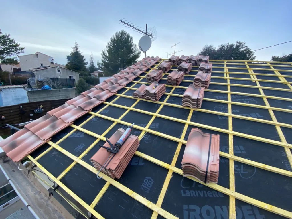pose litaux et tuiles sur martigues