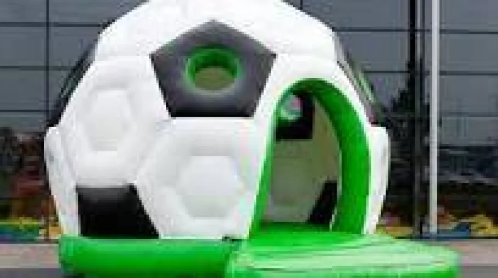 BALLON DE FOOT GONFLABLE  POUR ANNIVERSAIRE