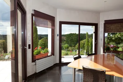 Fenêtre hybride Minco avec bois et aluminium