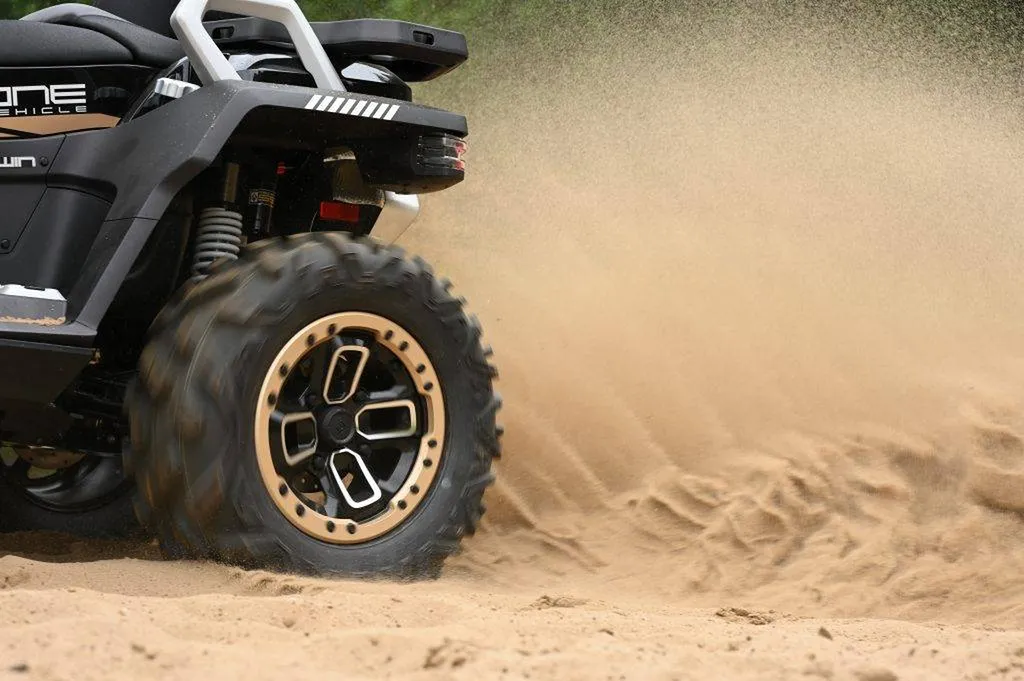 QUAD NEUF BENDA REDSTONE 550 EDITION PREMIUM – CHASSIS LONG A SANARY SUR MER