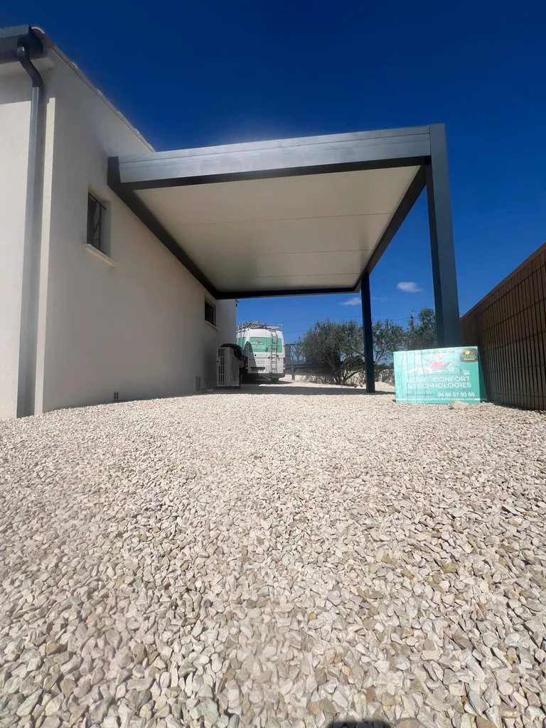 Installation d'un carport AKENA sur mesure entre Nîmes et Remoulins dans le Gard