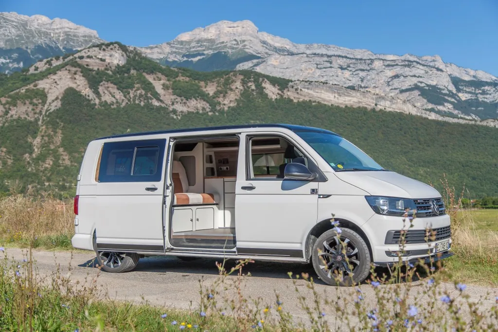 Quel budget prévoir pour l'aménagement intérieur d'un VW Transporter T6 L2H1 à Chambéry ?