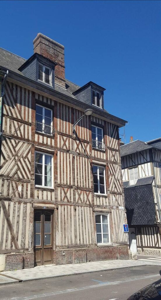 A vendre, Maison de Caractère au coeur de Pont-Audemer 27500.