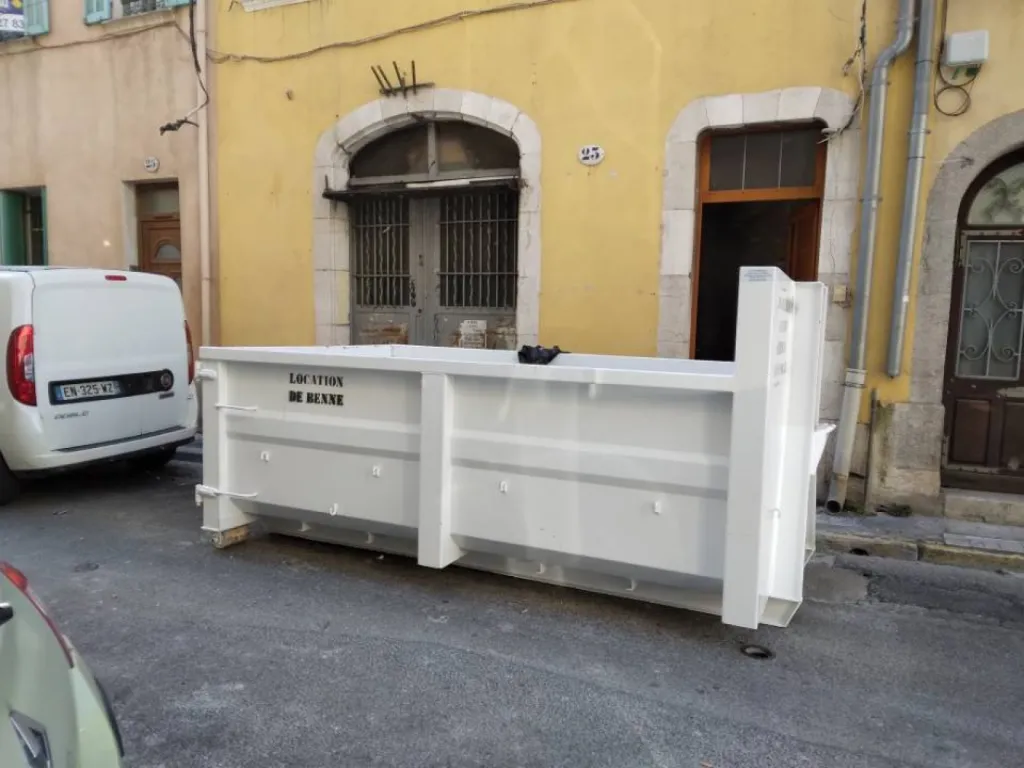 Location de benne pour déchets de chantier à Brignoles Var