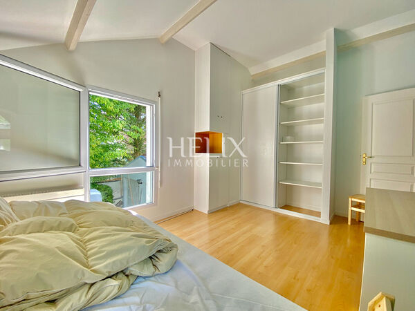 Le Vésinet Maison familiale avec studio indépendant à 10 minutes du RER A