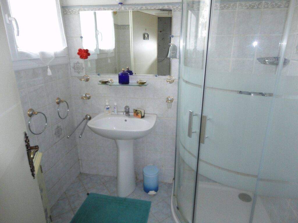 A vendre maison Carnoux en Provence à rénover, sur terrain plat