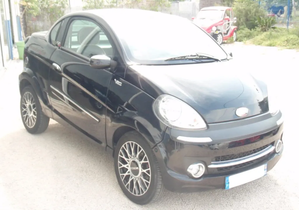 VENTE VOITURE SANS PERMIS D'OCCASION MICROCAR F8C DCI PRES DE TOULON 83